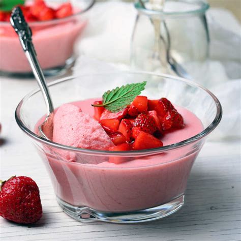 Valentine Day Strawberry Mousse Recipe How To Make Strawberry Mousse At Home