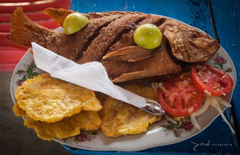 Delicias De La Costa De Barranquilla Colombia Food Colombian Food