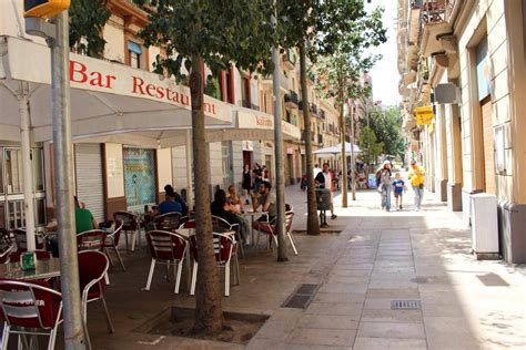Top 10 non-touristy places to eat out in Barcelona - Love and Road