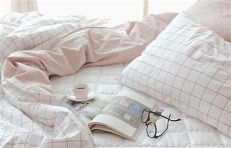 29 stunning aesthetic bedroom ideas for you, need the decor or cute designs? Room - image #3704734 by taraa on Favim.com