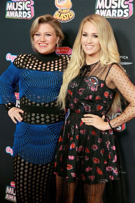 Kelly Clarkson Finally Addresses Rumored Carrie Underwood Feud By Mistake Celebrity News