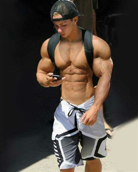 Pin On D Babe Babe Muscle