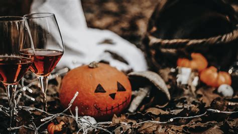 31 Halloween Movies And Wine Pairings Wine With Paige