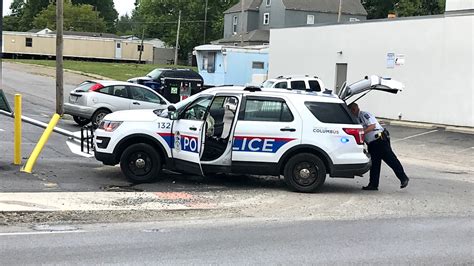 2 Police Officers Injured In South Columbus Crash 10tv Com
