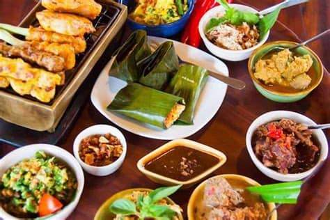 Yuk Cari Tahu Makanan Khas Bali! - Kompas.com