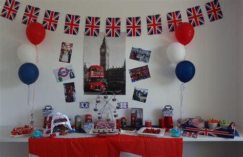 British Themed London Party By Stephanie Gasking London Party Party Fiesta