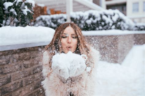 How To Beat The Winter Blues 13 Mood Boosting Tips And Fun Activities To