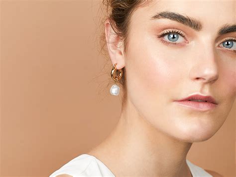 The Mismatched Earrings Trend Does It Include Pearl Earrings