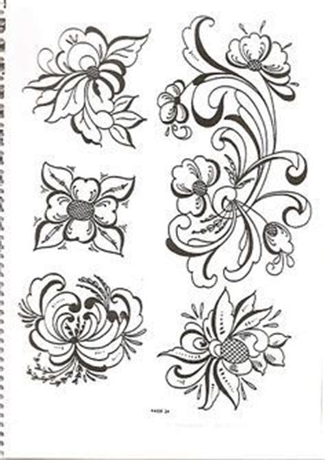 Sketch your rosemaling design onto plain brown wrapping paper and tape the pattern to the plate. easy rosemaling painting - Google Search | Rosemaling ...