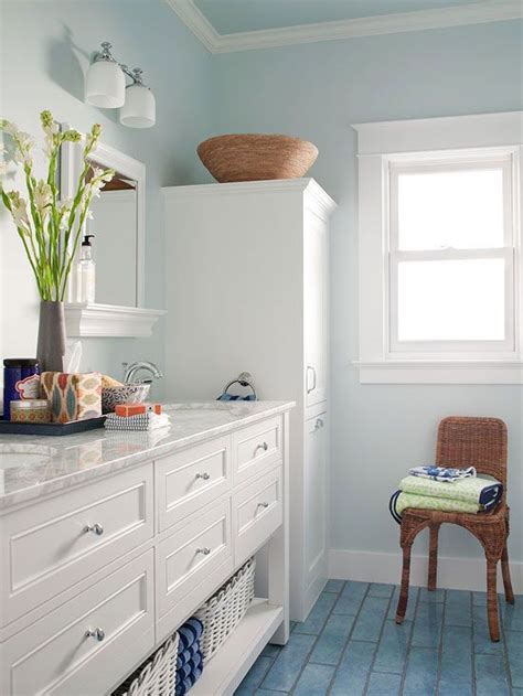 See our favorite white bathrooms and browse through our favorite white bathroom pictures, including white white walls and subway tile look even sharper when paired with reclaimed wood. 36 blue and white bathroom floor tile ideas and pictures 2020