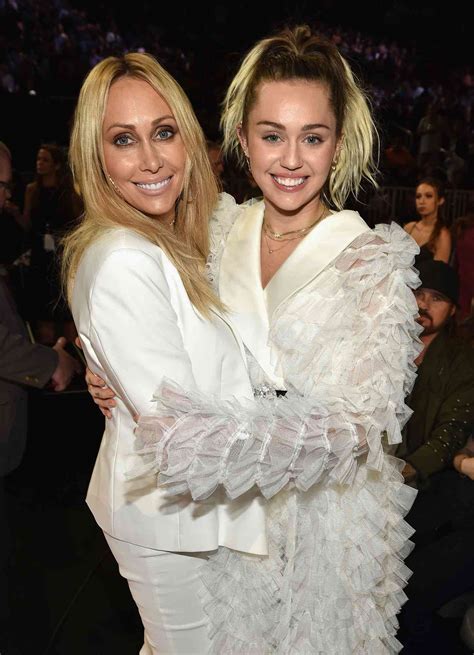 Miley Cyrus Mom Tish Opens Up About Singers Sobriety