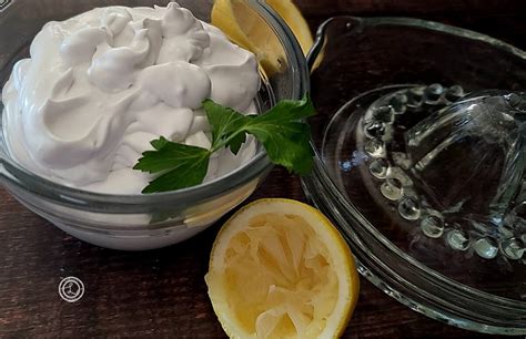 Dairy Free Sour Cream Recipe Diy Homemade A Quick And Easy To Make