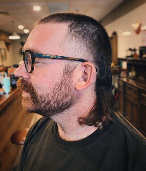 8 Trendy Skullet Haircuts To Try This Summer 2023