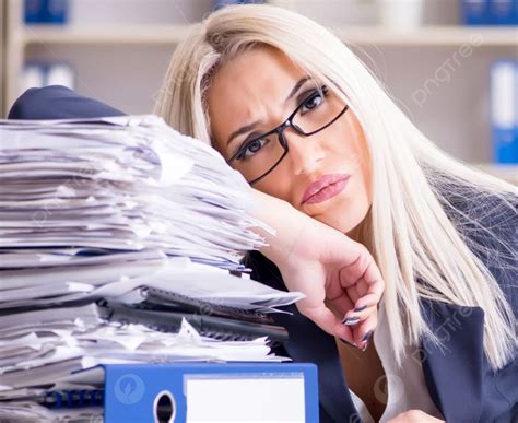 The Busy Businesswoman Working In Office At Desk Busy Businesswoman
