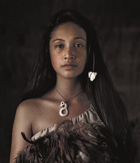 Eight Stunning Pictures Of The Worlds Last Surviving Tribes Jimmy Nelson Maori People Portrait