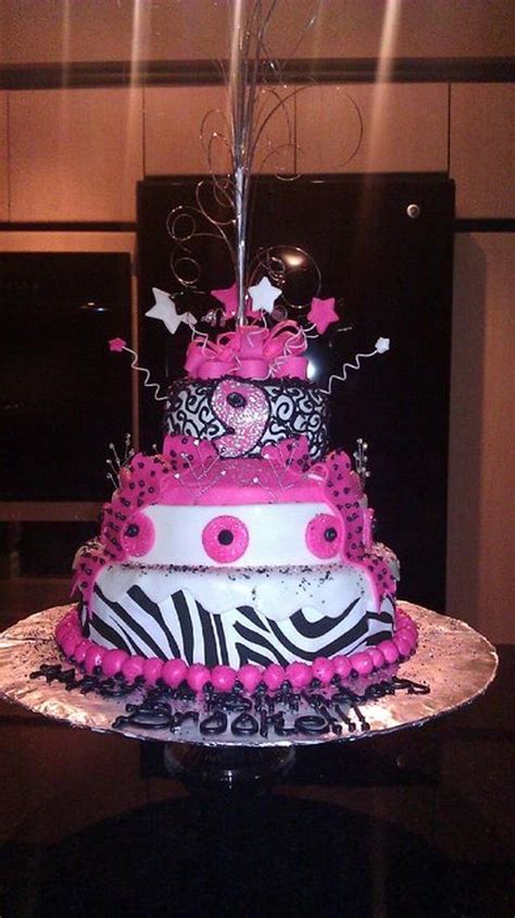 Diva Cake Decorated Cake By Laurie Cakesdecor