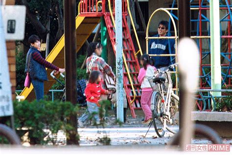 The site owner hides the web page description. 石橋貴明の画像・写真 | 子どもと公園で遊ぶ、石橋貴明と鈴木 ...