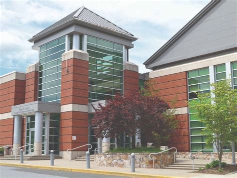 Gateway Housatonic Norwalk Community Colleges Ranked In Top 15