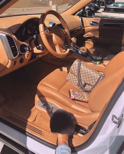 Pin By Addison Duplantis On ℓυχυяу ℓιƒєѕтуℓє Luxury Car Interior Top