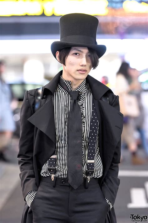 Tokyo Fashion20 Year Old Japanese Fashion Student Gothmura On The
