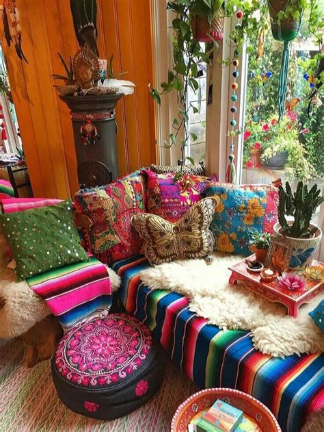 Stunning Bohemian Decor For Front Porch Goodsgn