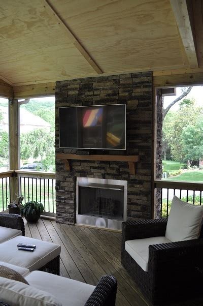 Integrating An Outdoor Fireplace Into Your Nashville Screened Porch