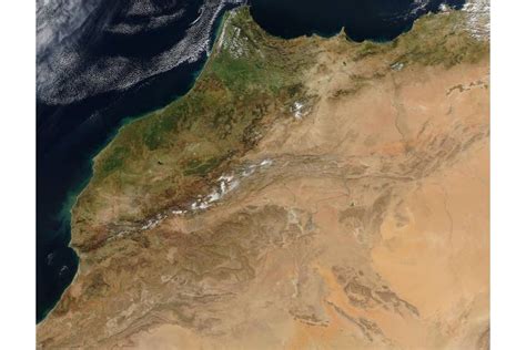 This distance is only an estimated air distance. Morocco