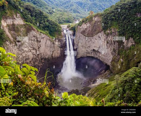 Amazon Rainforest Waterfalls Hi Res Stock Photography And Images Alamy