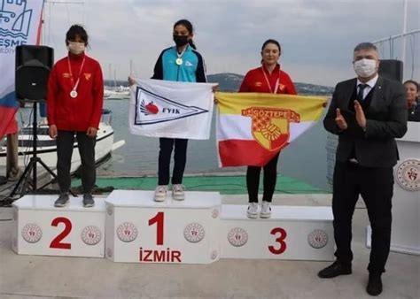 Simay Canakay Valilik Kupası Yelken Yarışlarında Üçüncülük Kürsüsüne
