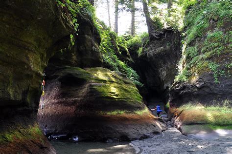 Canadian Cave Explorer West Coast Trail Vancouver Island Flickr