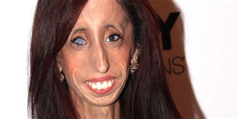 lizzie velasquez is known as the ugliest woman in the world she is campaigning for anti