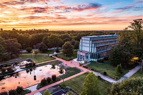 The Jewel Box In Forest Park St Louis Missouri 2048 X 1364 Sunset