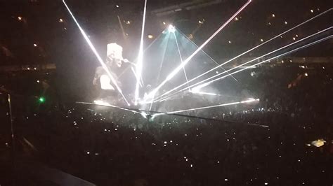 Light Show From Roger Waters July 2017 Truly Amazing Work Youtube