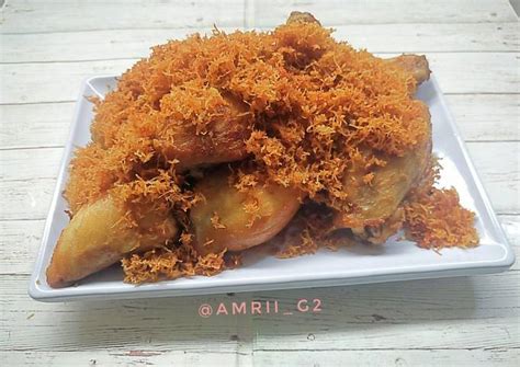 Artikel ini merupakan bagian dari parapuan. Resep Ayam Goreng serundeng Kelapa oleh Kaka beryl @amrii_g2 - Cookpad