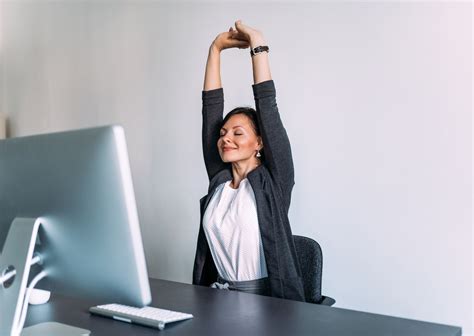 the benefits of regular stretching for people who work from home