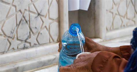 The Story Of Zamzam Water Islamic Relief Uk
