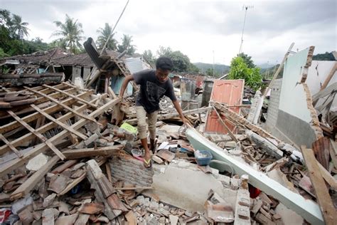 Indonesias Lombok Island Lifted 10 Inches By Magnitude 7 Quake That Killed 387 Daily Sabah