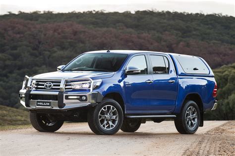 Research toyota hilux car prices, specs, safety, reviews & ratings at carbase.my. 2017 Toyota HiLux SR double-cab 4x4 review | Top10Cars