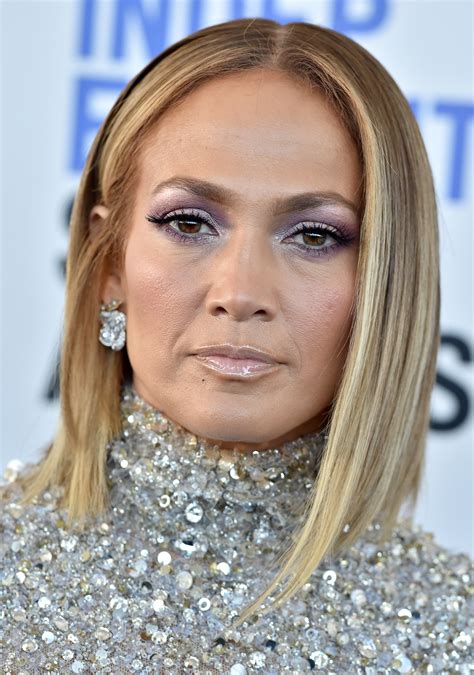 Jennifer Lopez Slammed On Social Media For Allegedly Calling Herself