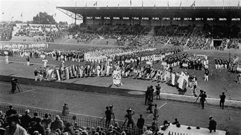 Il s'agit de la différence la plus importante avec les jeux olympiques modernes, qui sont des jeux laïcs. VIDEO. A quoi ressemblaient les Jeux olympiques de Paris ...