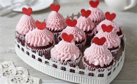 Jantar romântico guia completo para menu e decoração Red Velvet Cupcake Desserts Food Pasta