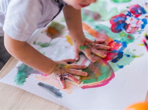 7 Ways To Encourage Creative Expression Scholastic Parents