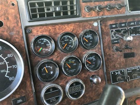 2005 Kenworth T600 Dash Panel For Sale Spencer Ia 25386086