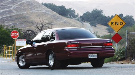 Ford Crown Victoria Lxpicture 12 Reviews News Specs Buy Car