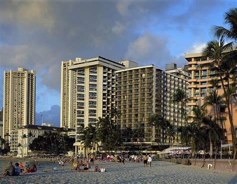 Waikiki Beach 1080p 2k 4k 5k Hd Wallpapers Free Download Wallpaper