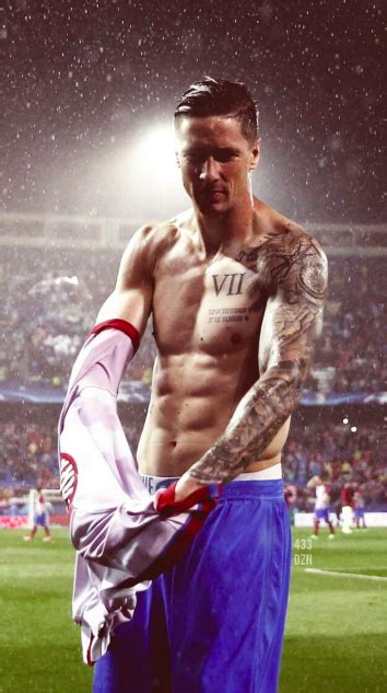 shirtless soccer players eye candy