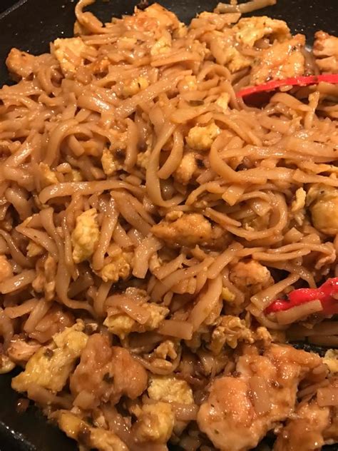 To make homemade pad thai sauce mix together 1/4 cup fish sauce, 3 tablespoons honey, 2 tablespoons tamarind paste, 1 tablespoon welcome to recipes simple where you will find easy and delicious family friendly recipes that everyone will enjoy. Quick & Easy Chicken Pad Thai | Tastefully Simple