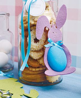 Wollen sie einen farbenfrohen osterhasen basteln, verwenden sie statt weißem einfach buntes. Osterhasen basteln | LECKER