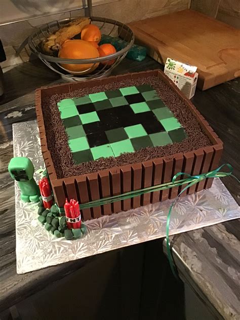 minecraft cake with paper craft decorations minecraft cakes images and photos finder
