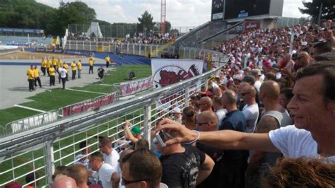 Der bfc dynamo ist ein fußballverein aus berlin, der am 15. Fußballfoto: FC Carl Zeiss Jena - BFC Dynamo - Die-Fans.de
